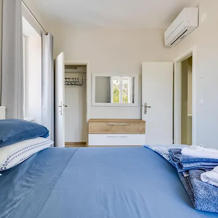 Ivanica By Interhome Zablaće