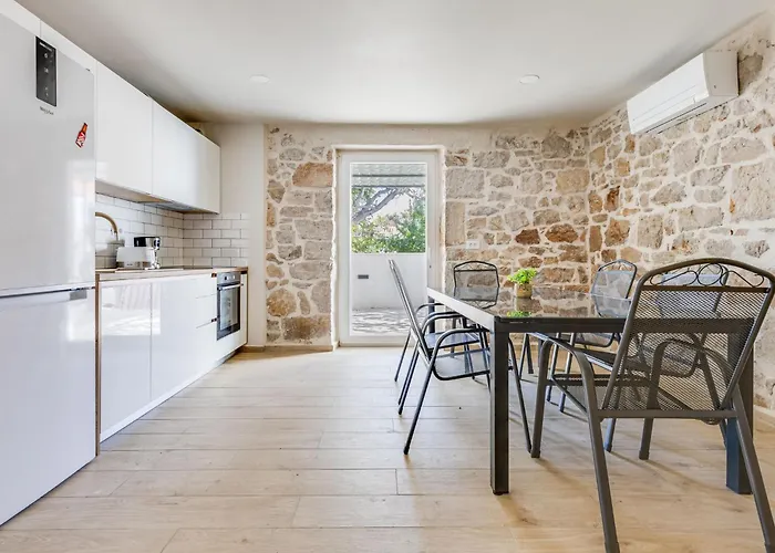 Сasa de vacaciones Ivanica By Interhome *