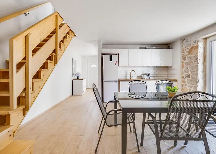 Ivanica By Interhome