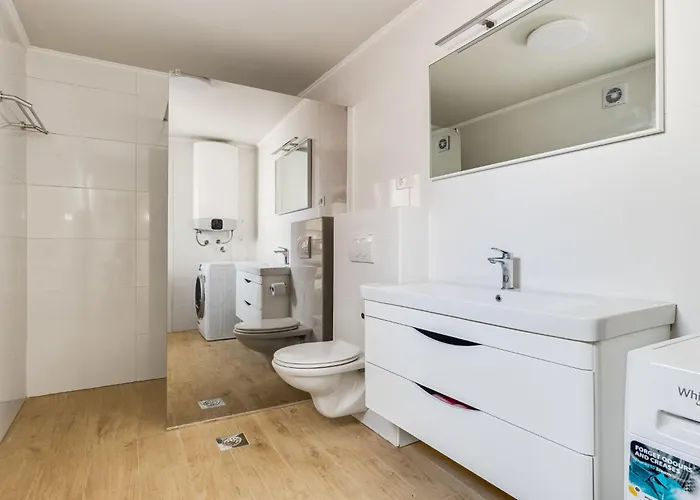 Ivanica By Interhome